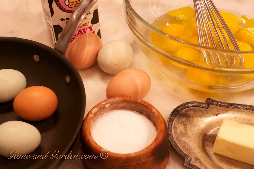 How to Make the Perfect Scrambled Egg