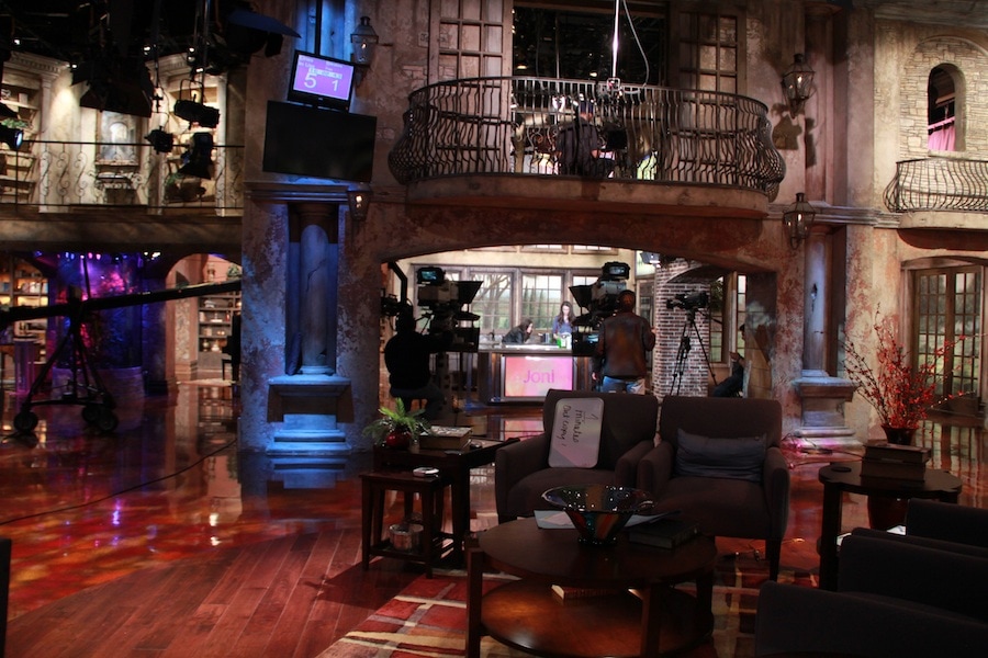 This is the enormous studio! Isn't it great!