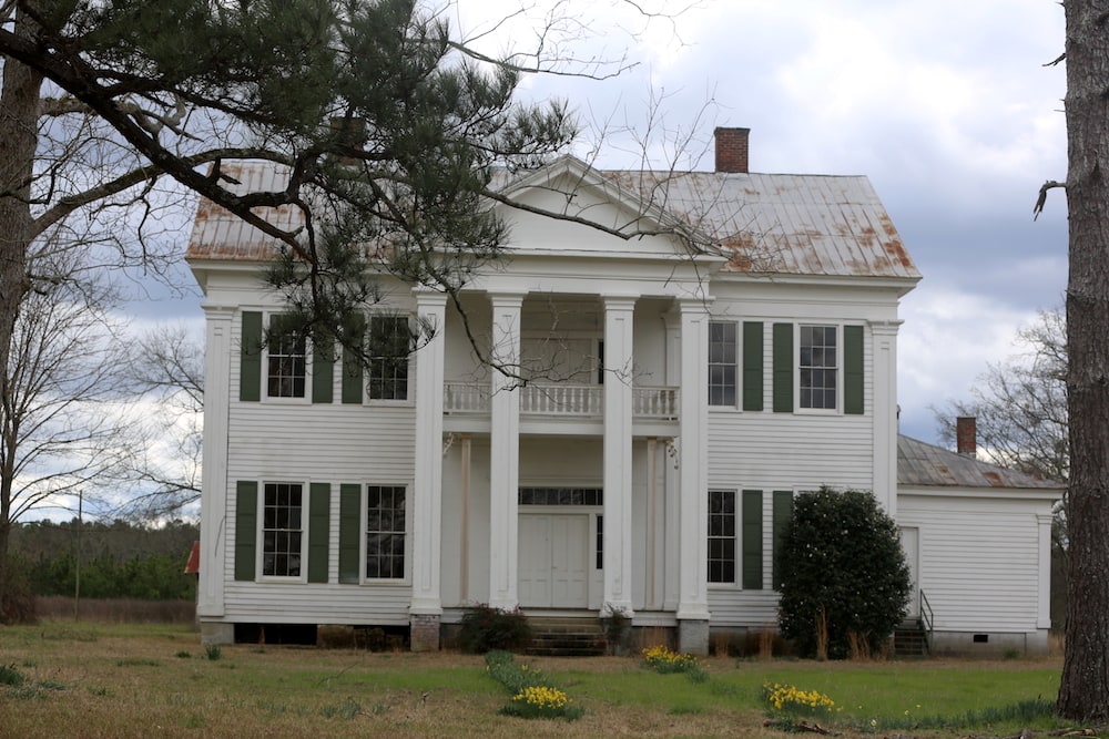 Majestic Southern Home in Orrville
