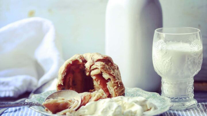 Apple dumplings with homemade pastry dough for the pie crust
