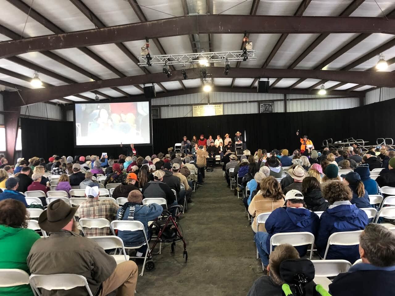 All the panelists on stage together at the 2018 Homesteaders of America Conference
