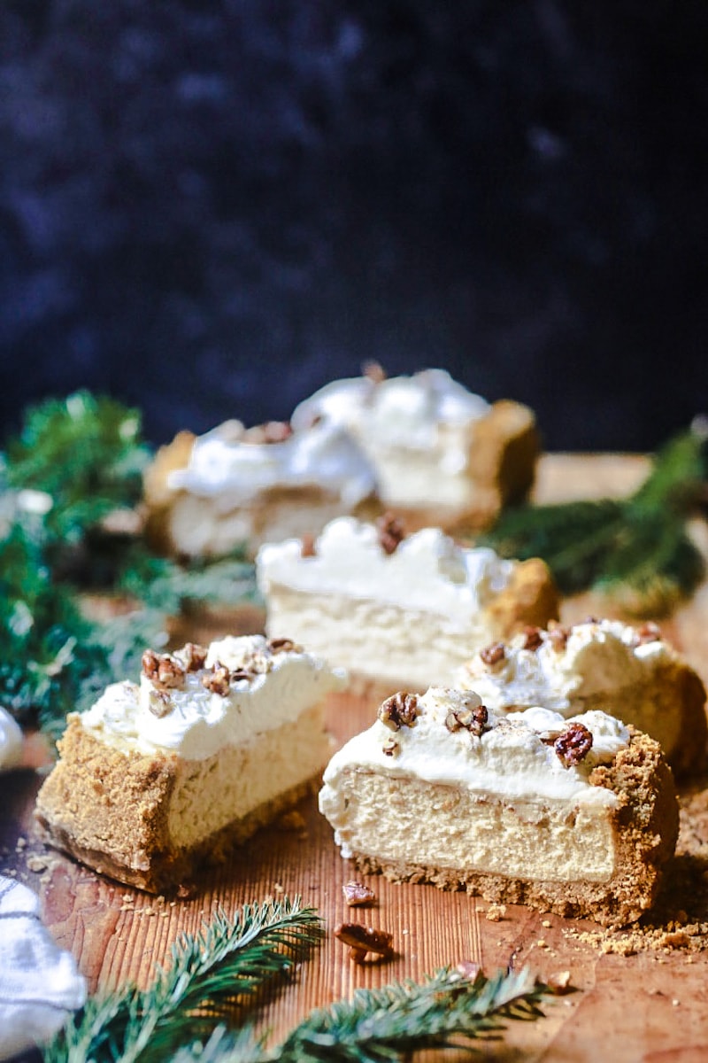 This is cheesecake that tastes like Christmas!