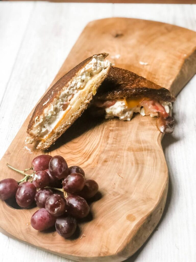tuna melt sandwich
